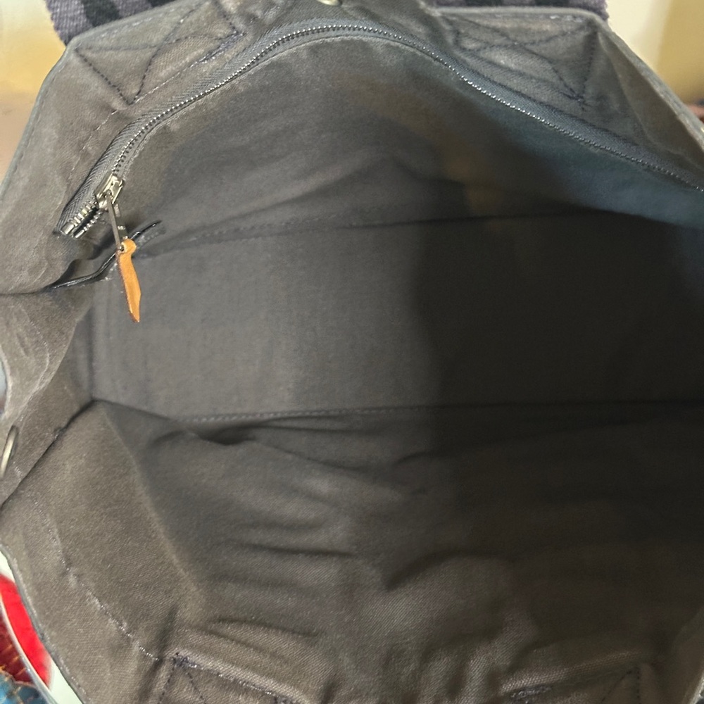 EUC - Hermes Fourre Tout PM bag. - Picture 9 of 11